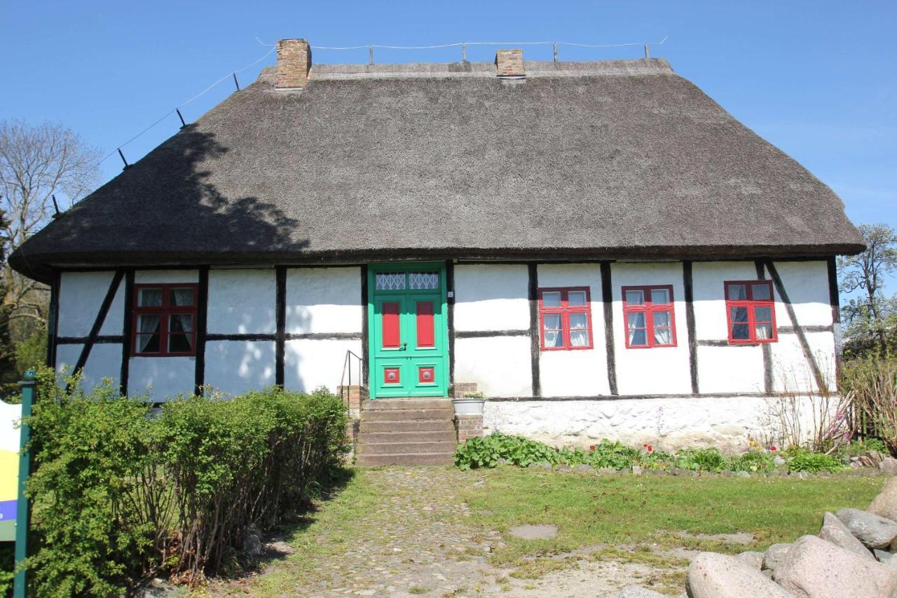 Terrasse, Gratis Nutzung Vom Ahoi Erlebnisbad Und Sauna In Sellin - Meeresblick Fewo 77 Goehren  Esterno foto