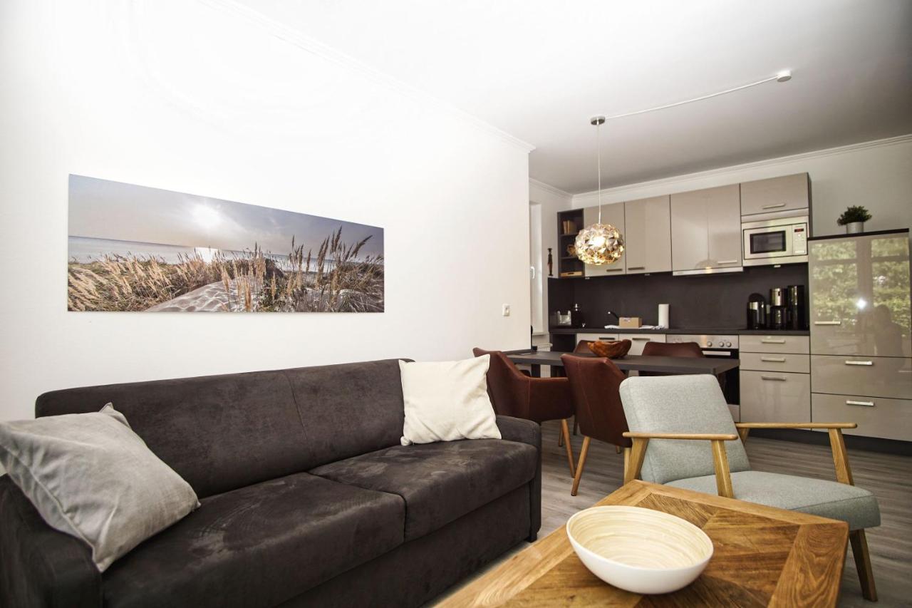 Terrasse, Gratis Nutzung Vom Ahoi Erlebnisbad Und Sauna In Sellin - Meeresblick Fewo 77 Goehren  Esterno foto